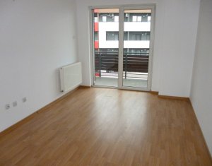Appartement 5 chambres à vendre dans Cluj-napoca, zone Buna Ziua