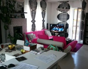 , 60m2 dans Floresti