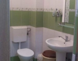 Lakás 3 szobák eladó on Floresti