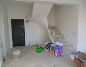 Appartement 4 chambres à vendre dans Floresti