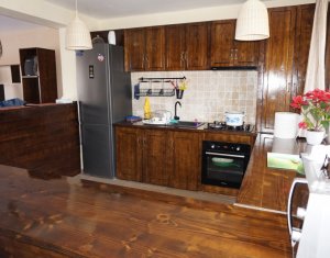 Maison 4 chambres à louer dans Floresti