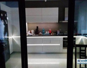 Maison 5 chambres à vendre dans Floresti