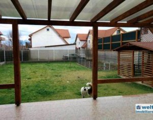 Maison 5 chambres à vendre dans Floresti