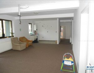 Appartement 4 chambres à vendre dans Floresti