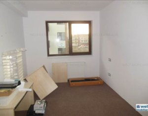 Appartement 4 chambres à vendre dans Floresti