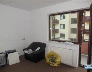 Appartement 4 chambres à vendre dans Floresti