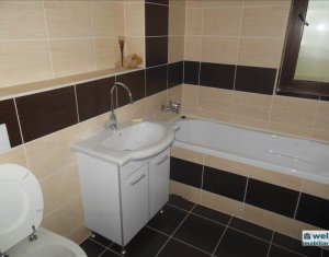 Appartement 4 chambres à vendre dans Floresti