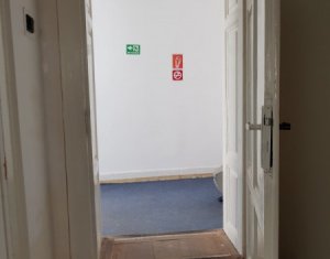 Bureau à louer dans Cluj-napoca, zone Centru