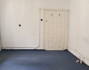 Bureau à louer dans Cluj-napoca, zone Centru