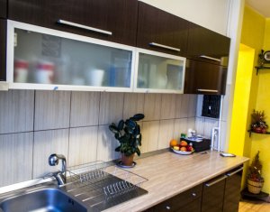 Appartement 3 chambres à vendre dans Cluj-napoca, zone Marasti