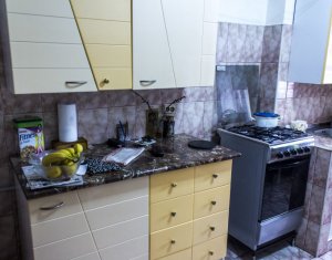 Appartement 3 chambres à vendre dans Cluj-napoca, zone Marasti
