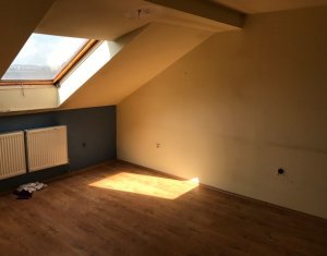 Appartement 4 chambres à vendre dans Cluj-napoca, zone Centru