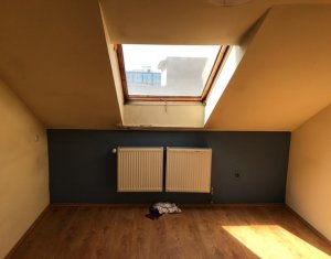 Appartement 4 chambres à vendre dans Cluj-napoca, zone Centru