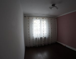 Appartement 3 chambres à vendre dans Cluj-napoca, zone Manastur