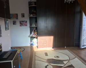 Appartement 3 chambres à vendre dans Floresti