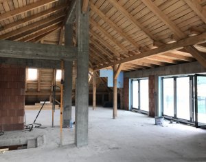 Appartement 4 chambres à vendre dans Floresti