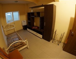Appartement 3 chambres à vendre dans Cluj-napoca, zone Centru