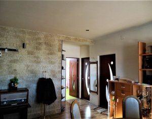 , 75m2 dans Floresti