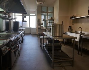 Üzlethelyiség eladó on Cluj-napoca, Zóna Manastur