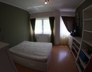 Lakás 4 szobák kiadó on Cluj-napoca, Zóna Centru