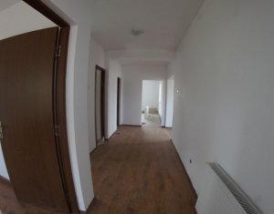 Ház 9 szobák eladó on Cluj-napoca, Zóna Manastur
