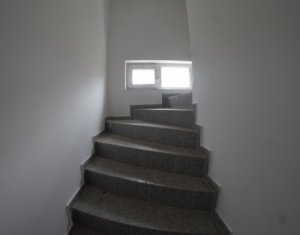 Ház 9 szobák eladó on Cluj-napoca, Zóna Manastur