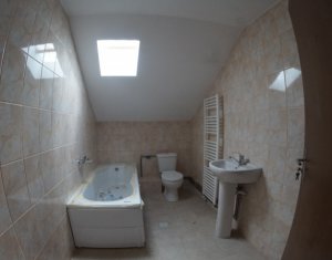 Ház 9 szobák eladó on Cluj-napoca, Zóna Manastur