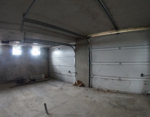 Ház 9 szobák eladó on Cluj-napoca, Zóna Manastur