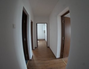 Ház 9 szobák eladó on Cluj-napoca, Zóna Manastur