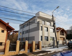 Ház 12 szobák eladó on Cluj-napoca, Zóna Andrei Muresanu