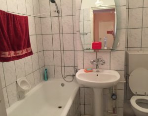 Lakás 5 szobák eladó on Cluj-napoca, Zóna Manastur