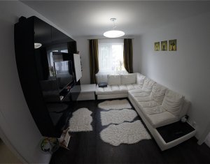 Lakás 4 szobák eladó on Cluj-napoca, Zóna Manastur