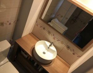 Lakás 4 szobák eladó on Cluj-napoca, Zóna Manastur