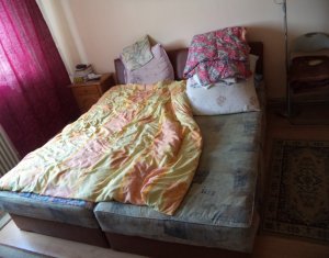 Lakás 4 szobák eladó on Cluj-napoca, Zóna Manastur