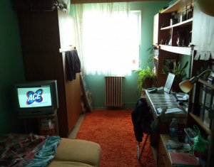 Lakás 4 szobák eladó on Cluj-napoca, Zóna Manastur