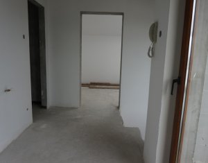 Lakás 3 szobák eladó on Floresti
