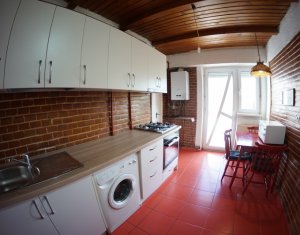 Appartement 3 chambres à louer dans Cluj-napoca, zone Centru