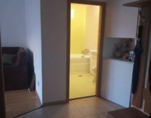 Lakás 2 szobák eladó on Floresti