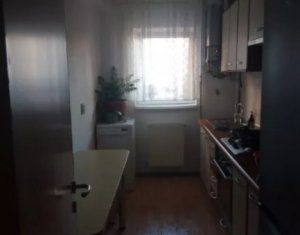 Lakás 2 szobák eladó on Floresti