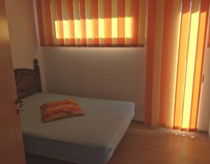 Lakás 3 szobák kiadó on Floresti