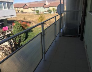 Lakás 2 szobák eladó on Floresti