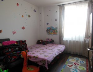 Lakás 3 szobák eladó on Floresti