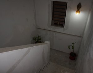 Ház 6 szobák eladó on Cluj-napoca, Zóna Dambul Rotund