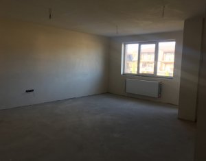 Lakás 2 szobák eladó on Floresti