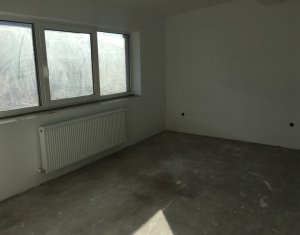 Lakás 3 szobák eladó on Floresti