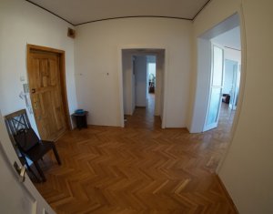 Lakás 4 szobák eladó on Cluj-napoca, Zóna Centru
