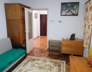 Lakás 3 szobák eladó on Cluj-napoca, Zóna Manastur