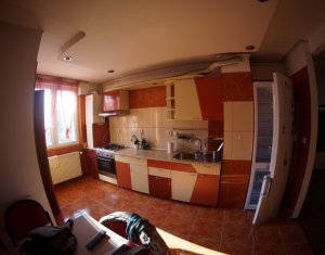 Appartement 4 chambres à louer dans Cluj-napoca, zone Manastur