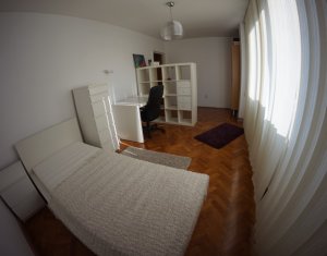 Appartement 4 chambres à louer dans Cluj-napoca, zone Manastur