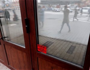 Üzlethelyiség kiadó, 8m2 on Cluj-napoca, Zóna Centru